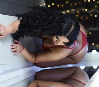 Acompanhante Mireela Gutierrez