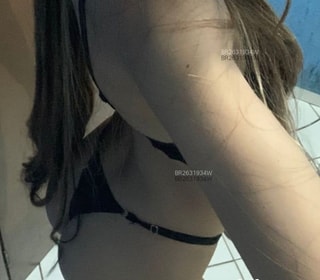 Acompanhante Anne