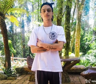 Acompanhante Christian Almeida