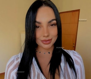 Acompanhante Mirelly Garcia
