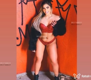 Acompanhante Alice Pimentel