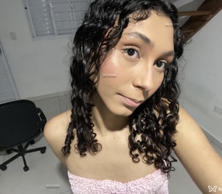 Acompanhante Layla