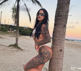 Acompanhante Larissa Carvalho