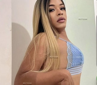 Acompanhante Aline Barbosa