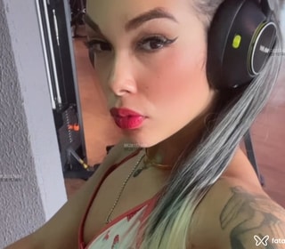 Acompanhante Morena