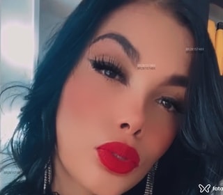 Acompanhante Morena