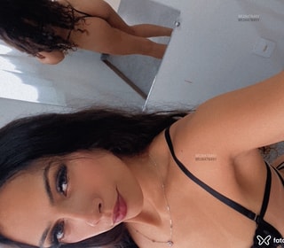 Acompanhante Thais Vaz
