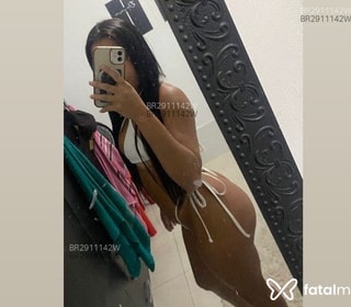 Acompanhante Letícia Viera