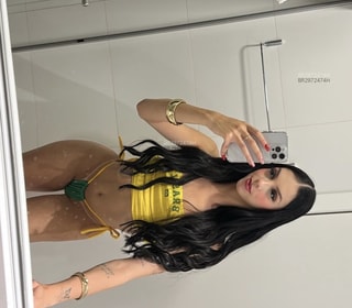 Acompanhante Lore Guedes