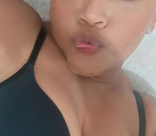 Acompanhante Janna