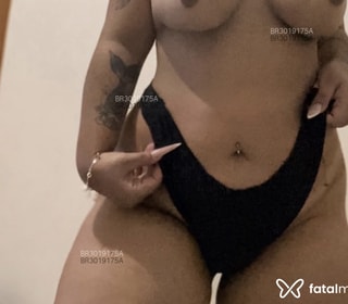 Acompanhante em Petrópolis-RJ - Valentina