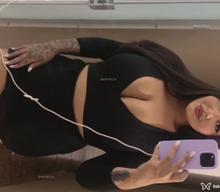 Acompanhante Scarlett Mello