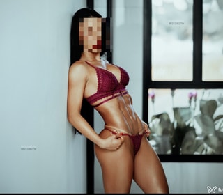 Acompanhante Laura Azahra
