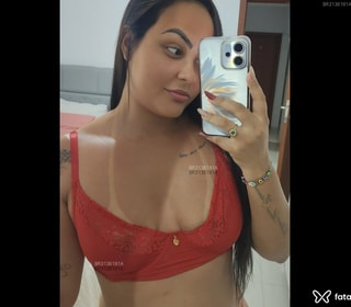 Acompanhante Alice Dias