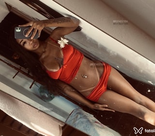 Acompanhante Luiza