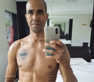 Acompanhante Santos
