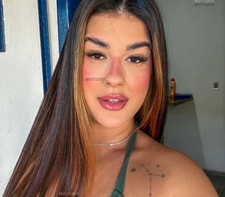 Acompanhante Kiara Castro