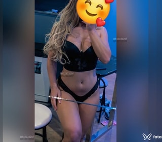 Acompanhante Yasmin