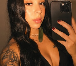 Acompanhante Yasmin