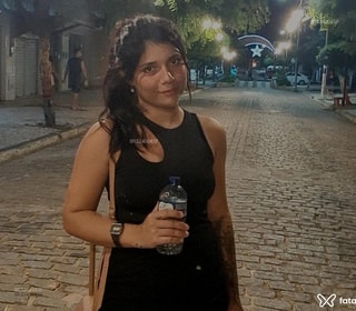 Acompanhante Paola