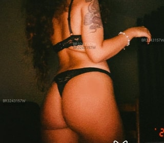 Acompanhante Liz Fernanda
