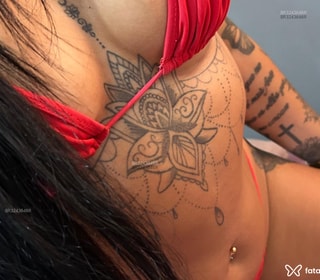 Acompanhante Mikaela