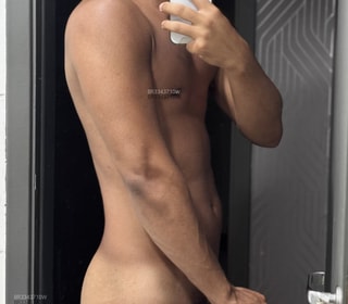 Acompanhante Pietro Maia