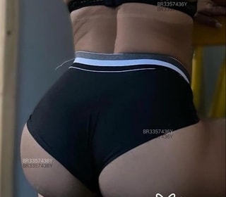 Acompanhante Thayna