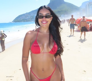 Acompanhante Júlia