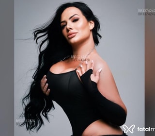 Acompanhante Hellen Bellucci