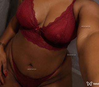 Acompanhante em Macaé-RJ - Serena Valen