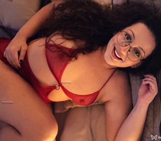 Acompanhante Laura Botino