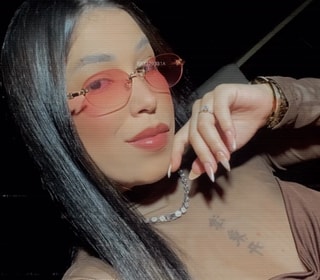 Acompanhante Maya Menezes