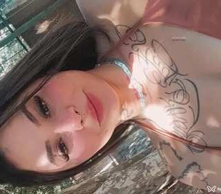 Acompanhante Mariana