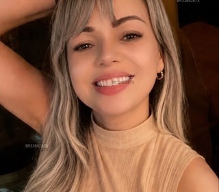 Acompanhante Laura
