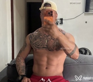 Acompanhante Hugo Santos