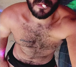 Acompanhante Peludobruto