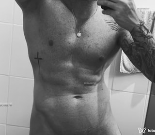 Acompanhante Felipe Tattoo
