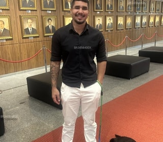 Acompanhante Marcelo