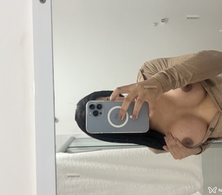 Acompanhante Livia Pavanelli