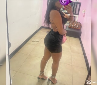 Acompanhante Morena