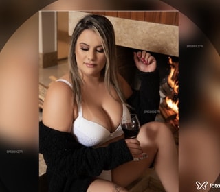 Acompanhante Larissa Castro