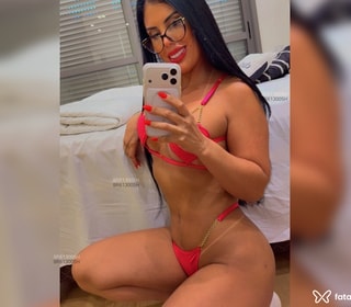 Acompanhante Larissa