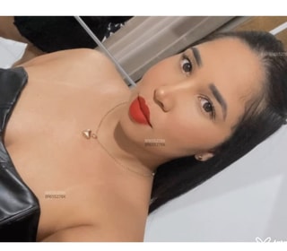 Acompanhante Luíza Sampaio