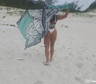 Acompanhante Kira