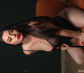 Acompanhante Alícia