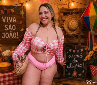 Acompanhante Carina Serra