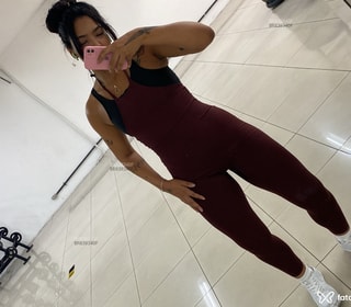 Acompanhante Liz Menezes