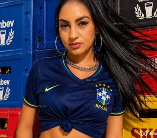 Acompanhante Mari Dourado