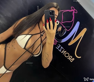 Acompanhante Luana Zarf